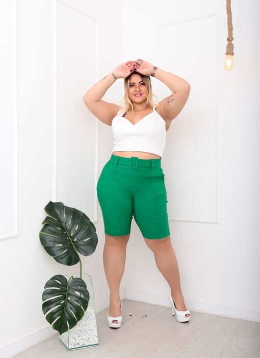 Bermuda Feminina Plus Com Fivela - Imagem 2