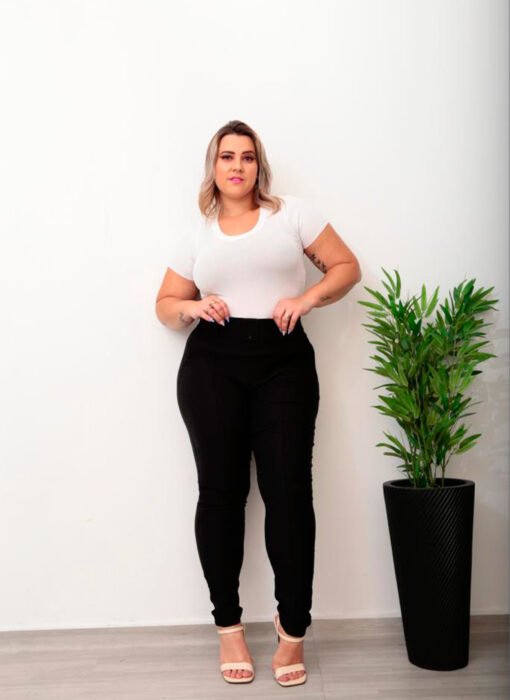 Calça Com Cinto de Fivela  Social Preto Feminina - Imagem 5