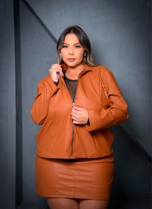 Jaqueta de Couro Plus Size