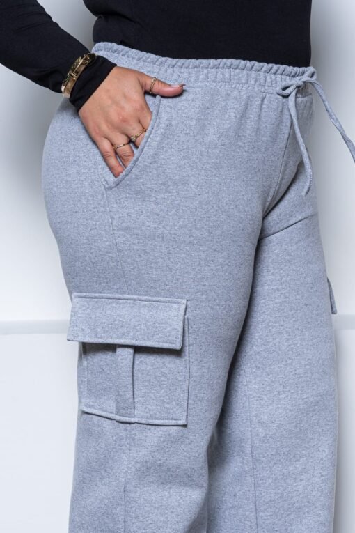 Calça Moletom Com Bolso e Elástico Na Cintura - Imagem 4